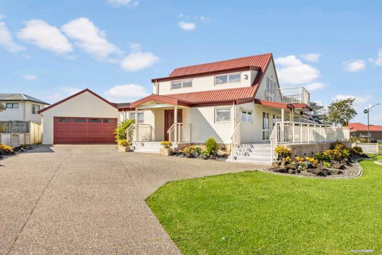 12 Longbush Road Te Atatu Peninsula_11