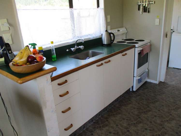 34 Eddystone Street Kaitangata_1