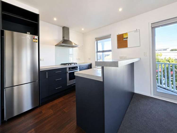  A/5 Adelaide Street Petone_5