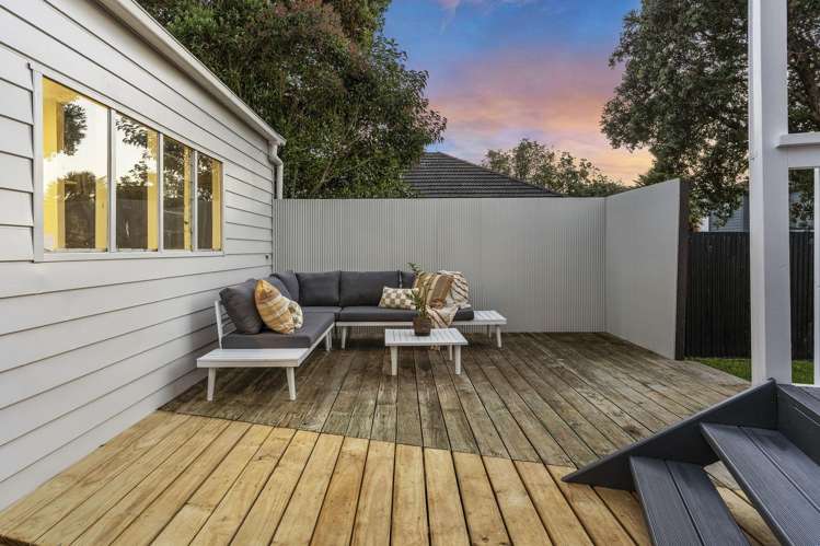 2/23 Mickle Street Te Atatu South_15