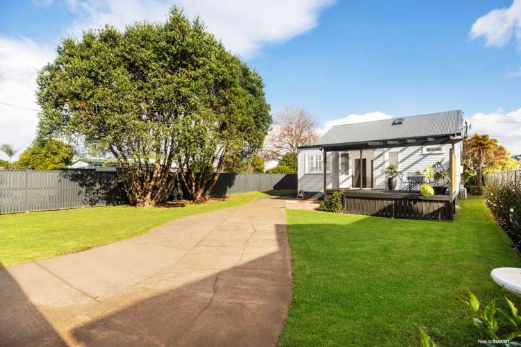 35 Wairau Avenue Avondale_14