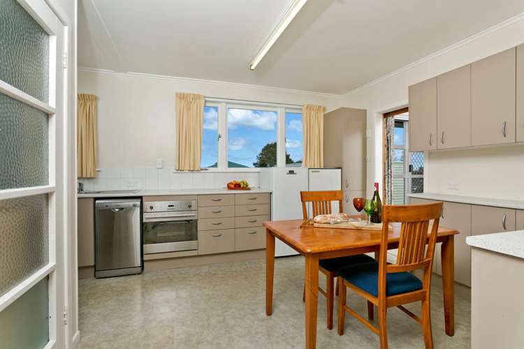 146 Birkdale Road Birkdale_2