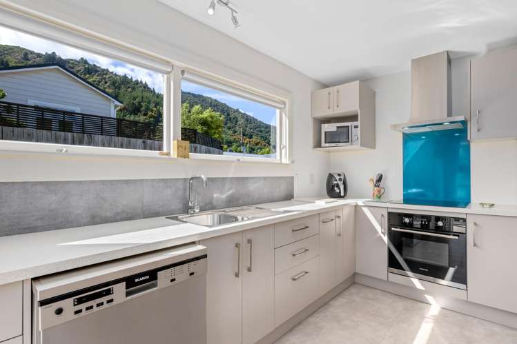 95a Waikawa Road Picton_9