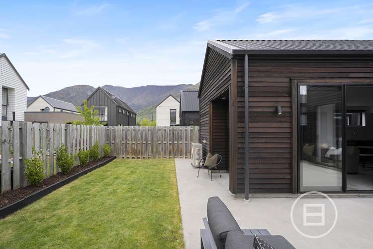 5 Bellamore Street Lake Hayes_13