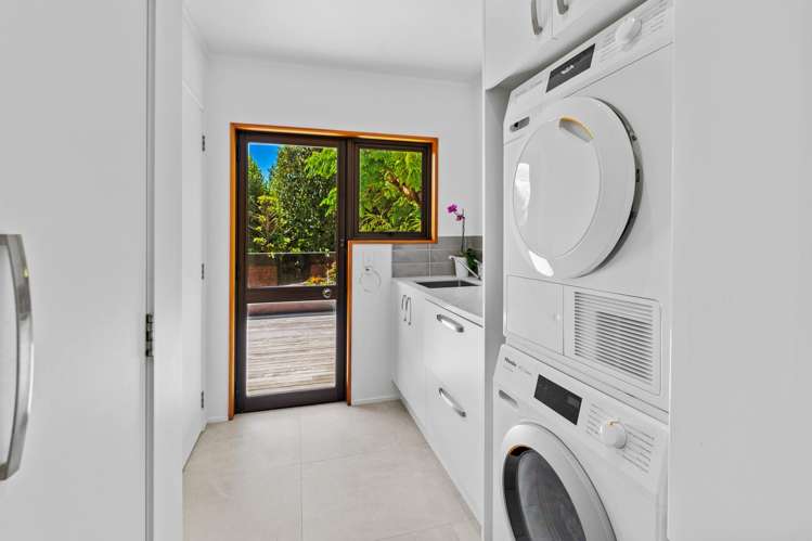 57 Weir Crescent Onerahi_25