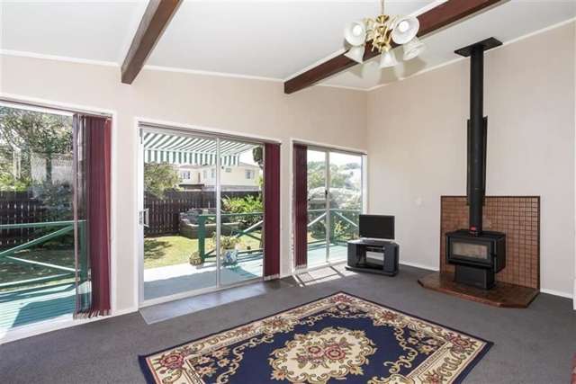 11 Sunlands Drive Manurewa_1