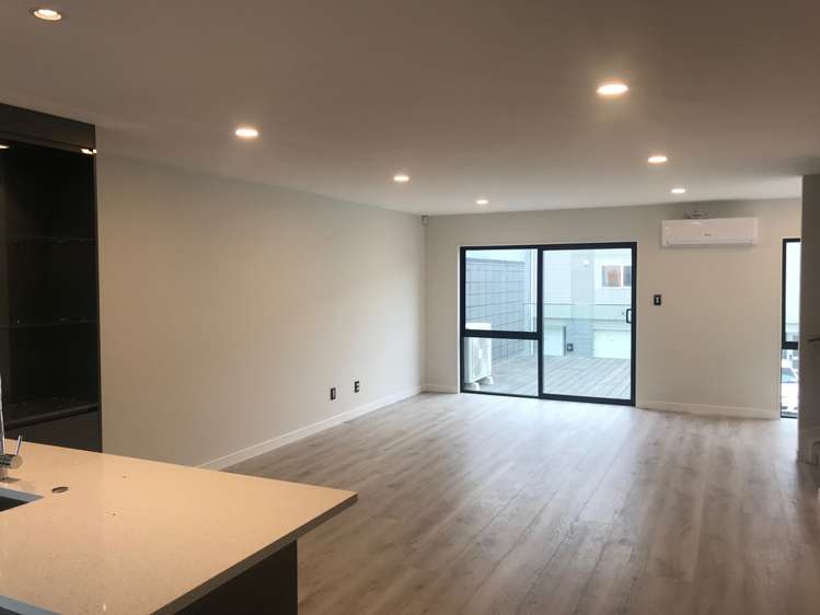 28 Meritage Lane Te Atatu South_1