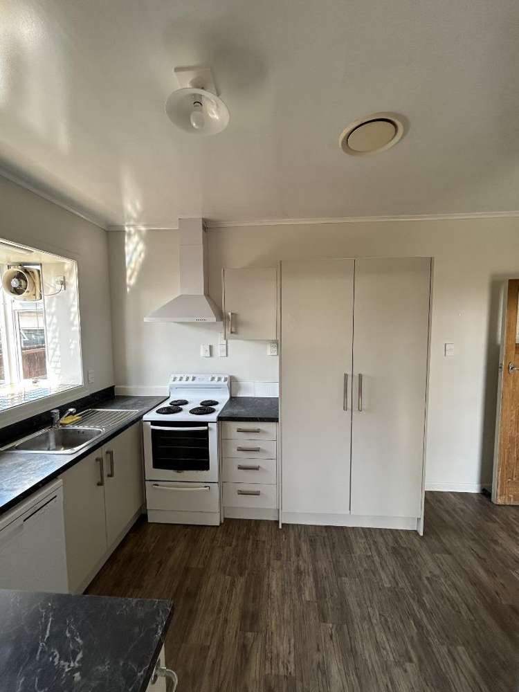 111 Cook Street 1074_5