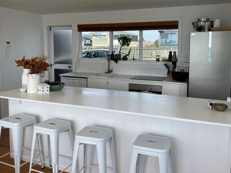 107 Karewa Parade Papamoa_3