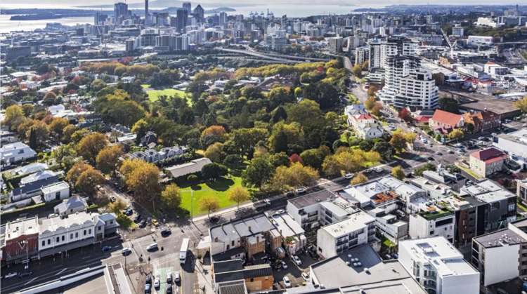 68A and 68B Ponsonby Road Grey Lynn_11