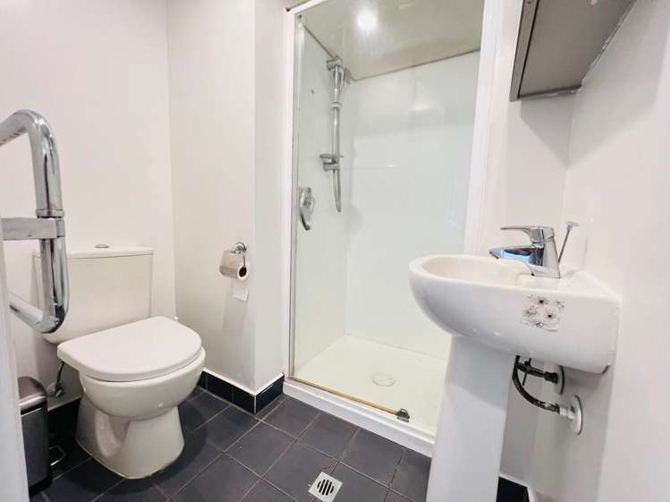 233/72 Nelson Street Auckland Central_5