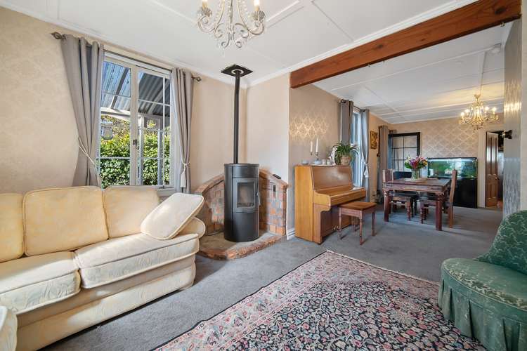 200 Saint Vincent Street Toi Toi_5