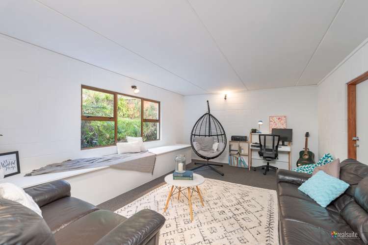 8 Chichester Drive Pinehaven_17