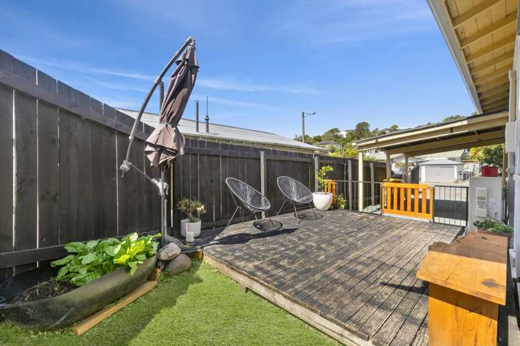 48 Emano Street Toi Toi_1