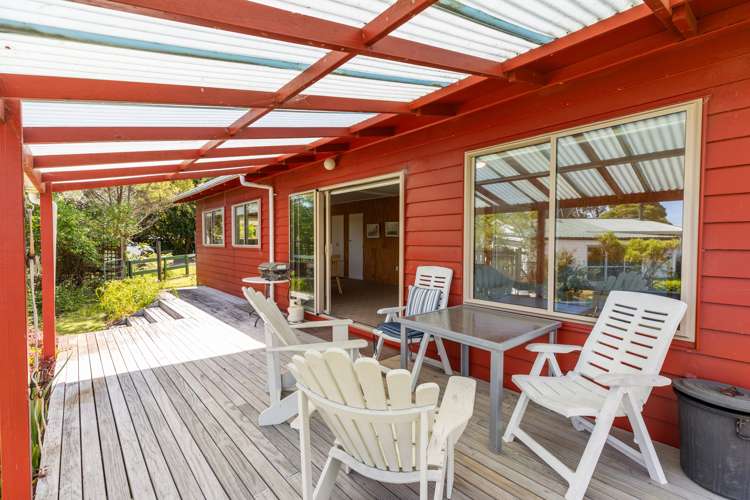 19 Ngaparaoa Drive Maketu_5