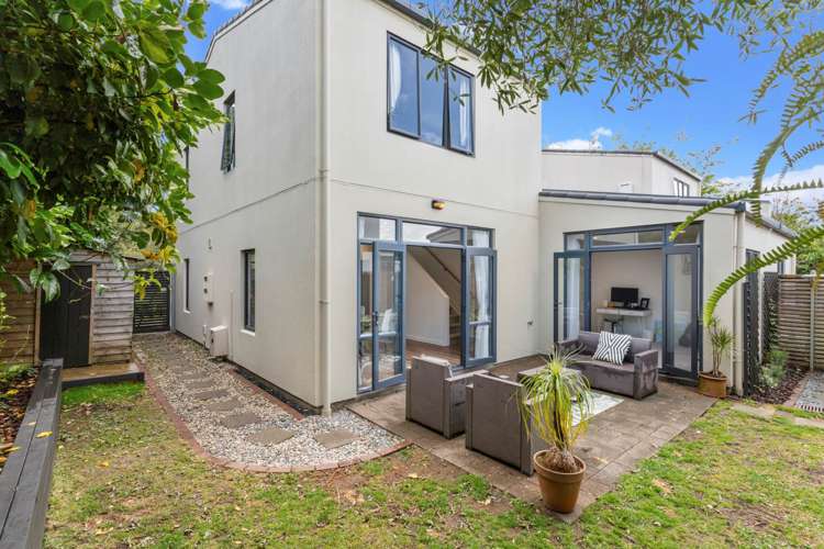 52 Gunner Drive Te Atatu Peninsula_1