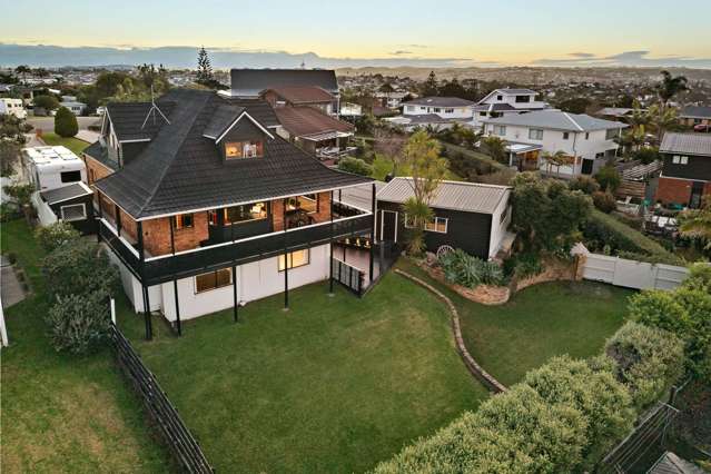 11 Higham Ferrers Place Red Beach_4