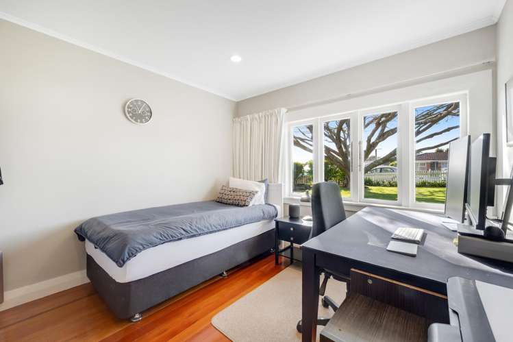32 Cherry Road Bucklands Beach_24