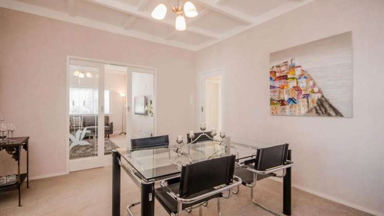 74 Moana Avenue One Tree Hill_10