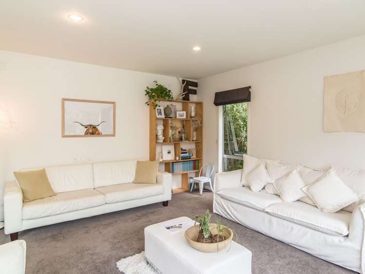 30 Furlong Crescent Churton Park_8