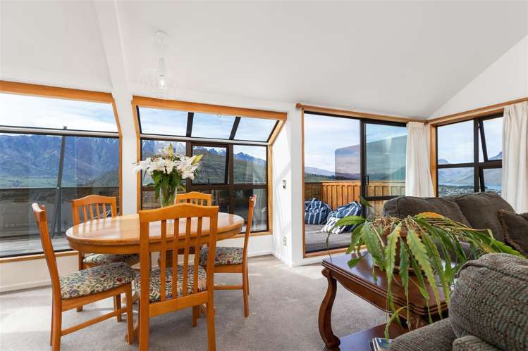 9 Miners Lane Queenstown_5