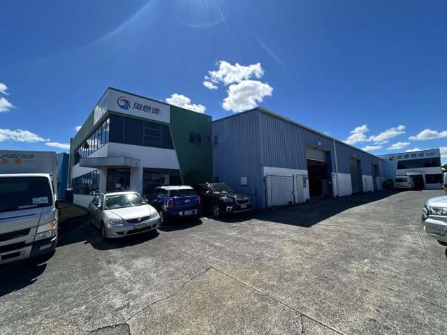 Container Friendly Warehouse &ndash; 823sqm