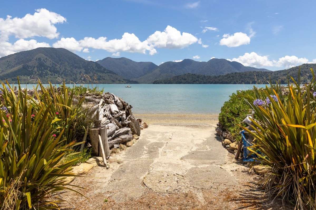 761 Kenepuru Road, Ohingaroa Bay_2