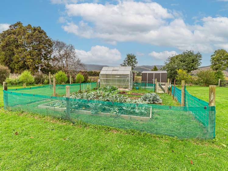 213B Muhunoa East Road Ohau_17