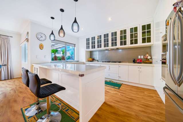 15 Carrickdawson Drive Flat Bush_4