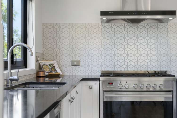 2/9 Steen Place Mangere Bridge_1