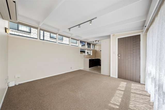 2/127 Seabrook Avenue New Lynn_2