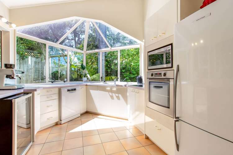 2 Wisteria Way Mairangi Bay_4
