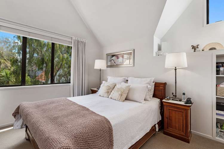 1/4 Elderwood Lane Belmont_5