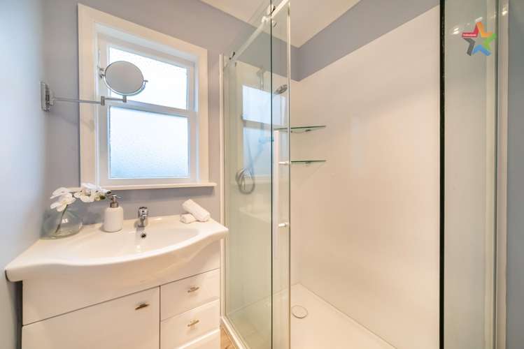 37 Russell Road Wainuiomata_20