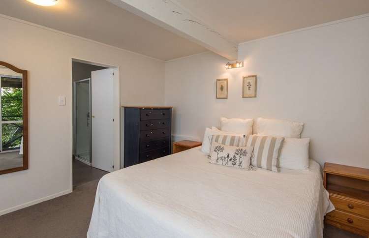 26 Whitby Road Britannia Heights_10