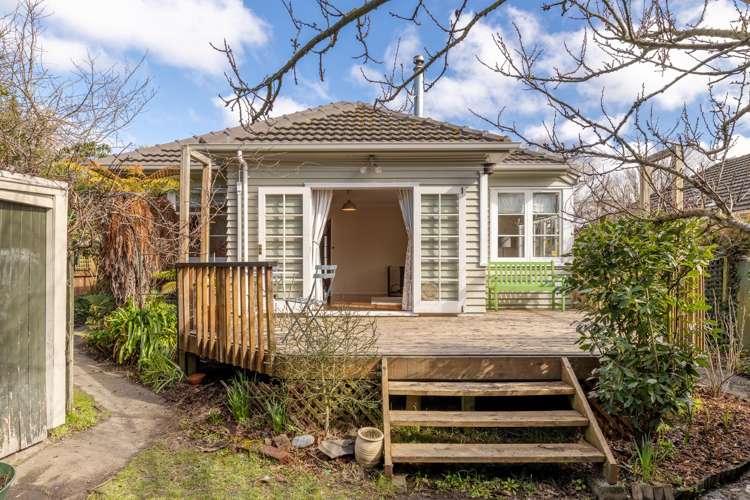 14 Wilding Street Saint Martins_19