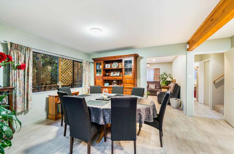 2/3 Lyell Court Clover Park_8