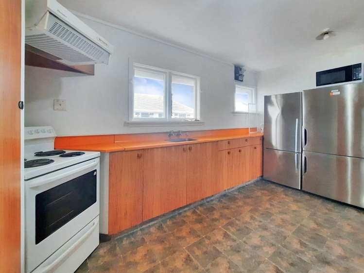 45 Hands Road 1486_2