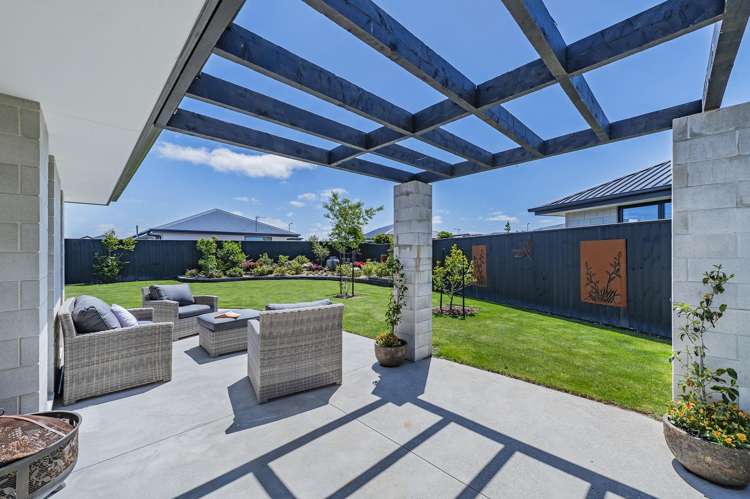 11 Florence Drive Lincoln_25