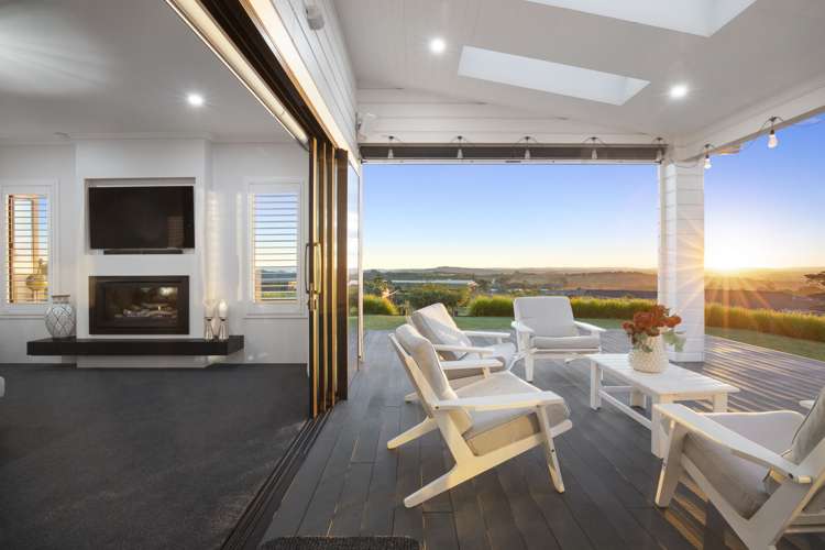 19 Lawrence Carter Drive Bombay_17