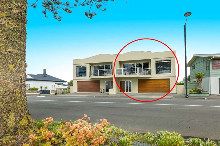 625 Marine Parade Napier South_13