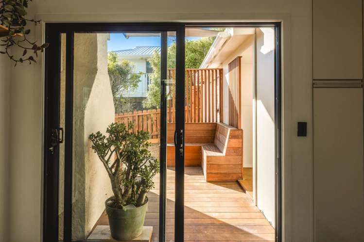 36 Ocean Road Surfdale_29