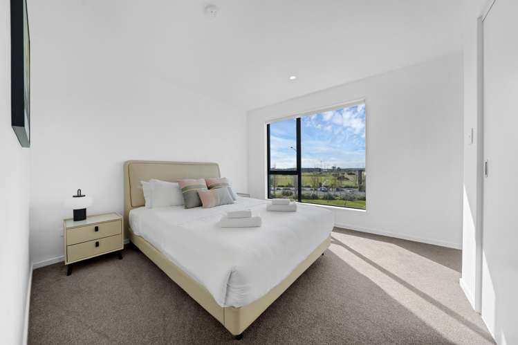 43 Flat Bush School Road Flat Bush_6