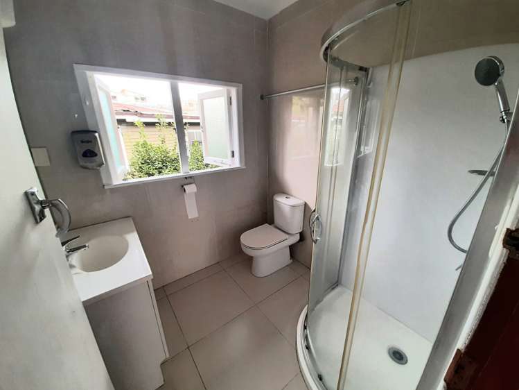 27 Norman Road Hauraki_15