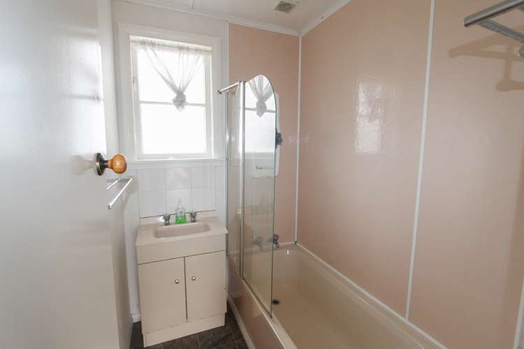 24 Edward Street Pahiatua_5