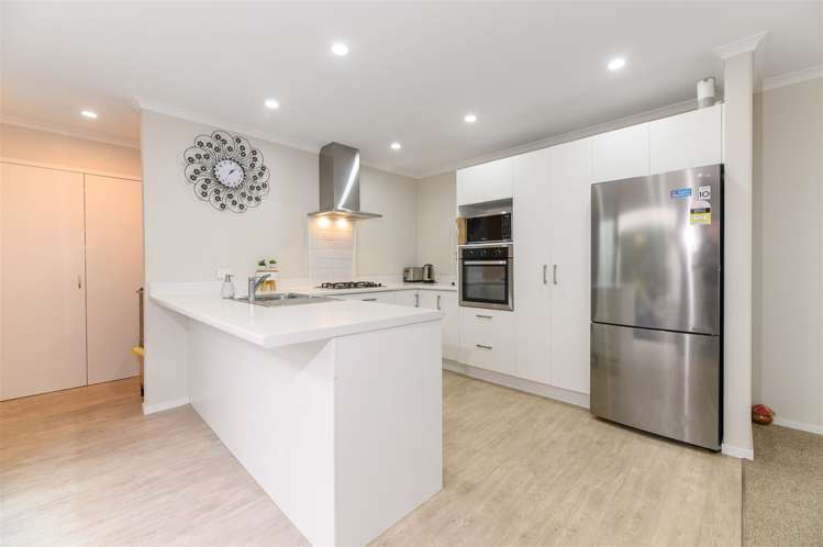 1 Honour Road Papakura_7