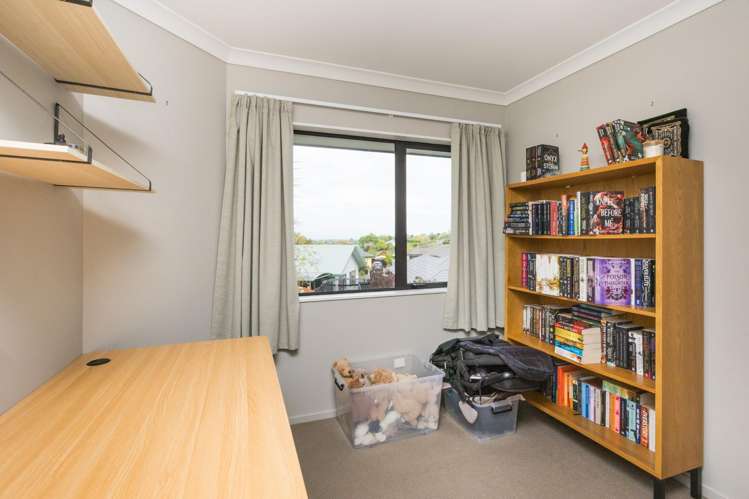 9 Logan Grove Feilding_23
