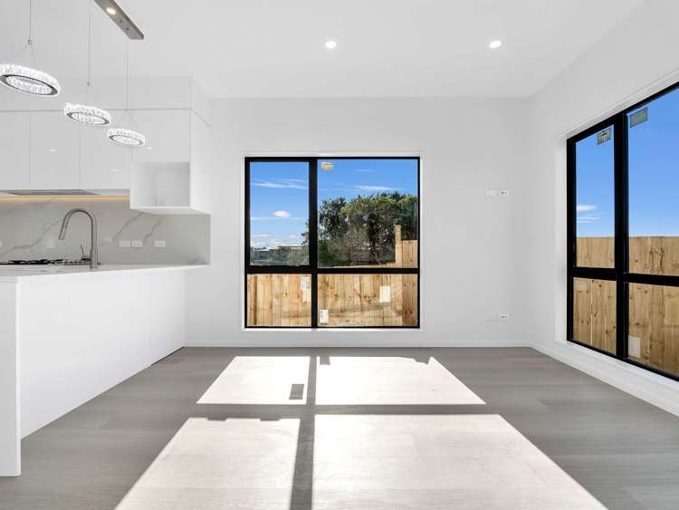 5/7 Kingfisher Place Favona_6