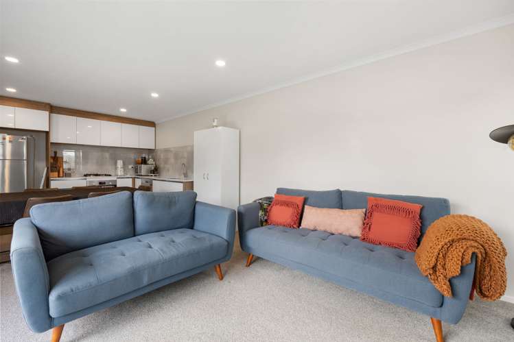 2/153 Gordonton Road Puketaha_5