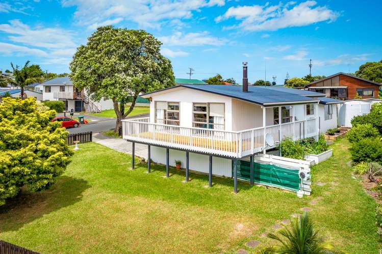 3 Kauri Crescent Snells Beach_20